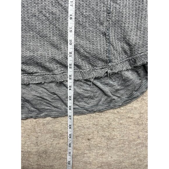 We The Free Distressed Waffle Knit V-Neck Oversized Shirt Size Medium - Picture 8 of 8